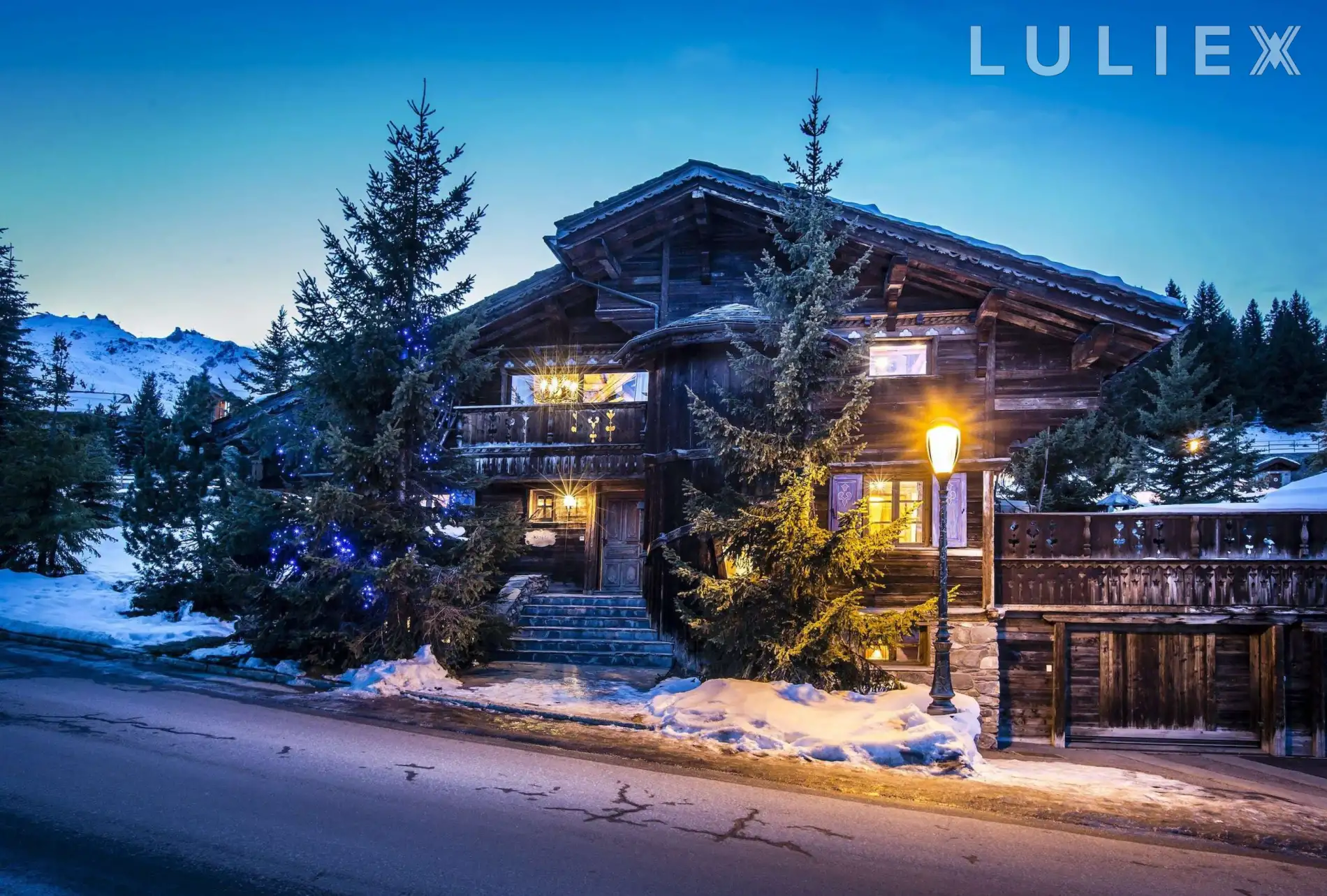 CHALET VELVET