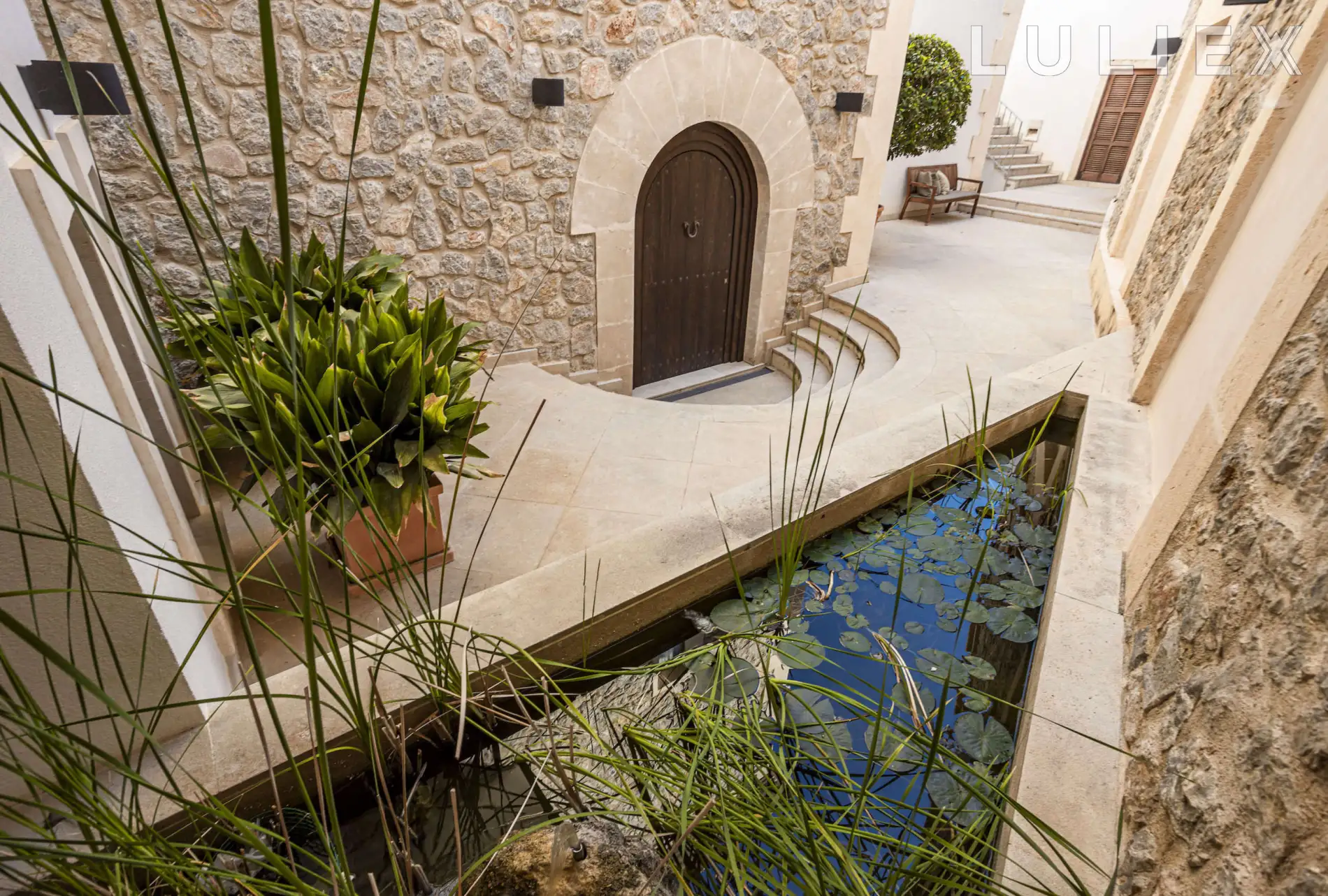 VILLA PICA