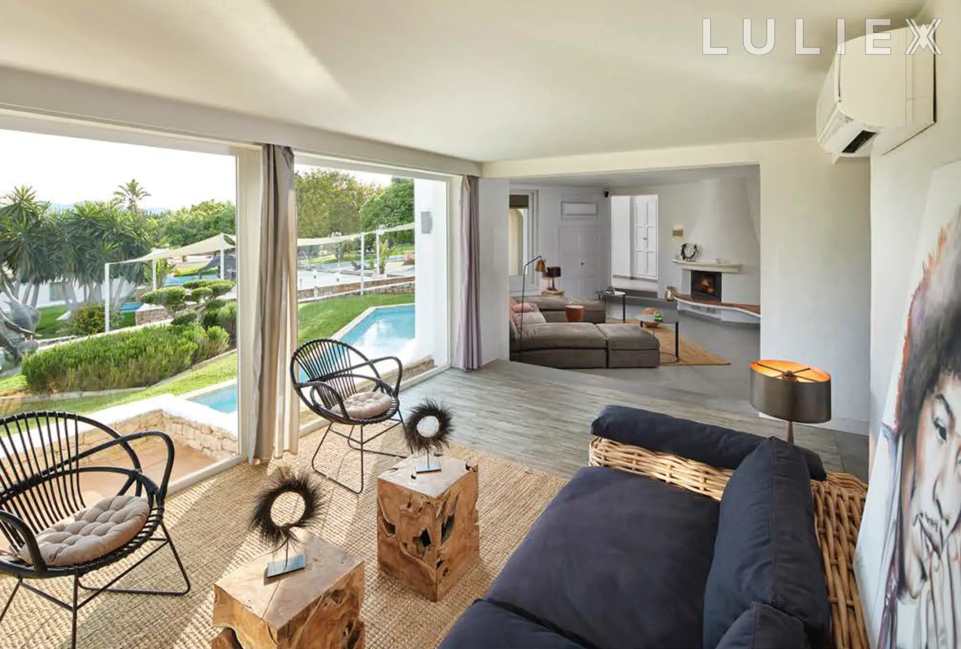 VIOLET VILLA