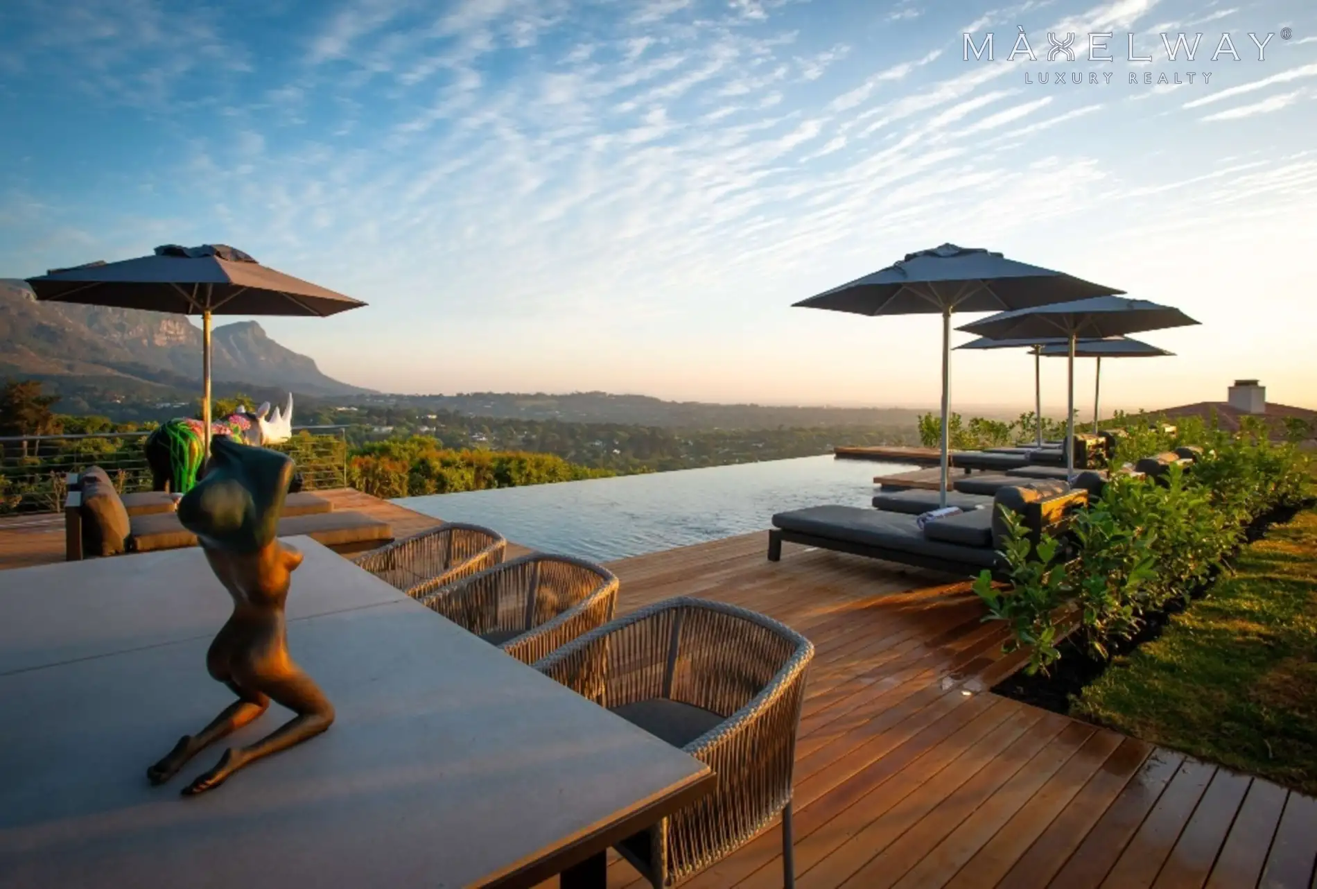 CAPE TOWN MANSION