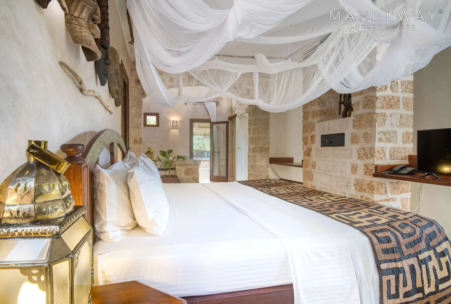 AMAZING RESORT IN KENYA