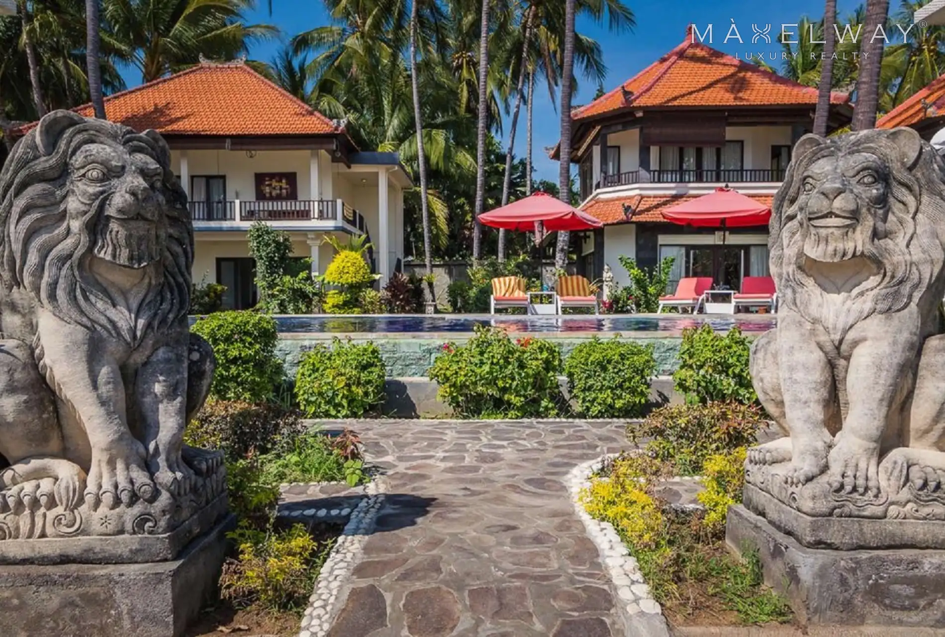 BEACHFRONT RESORT