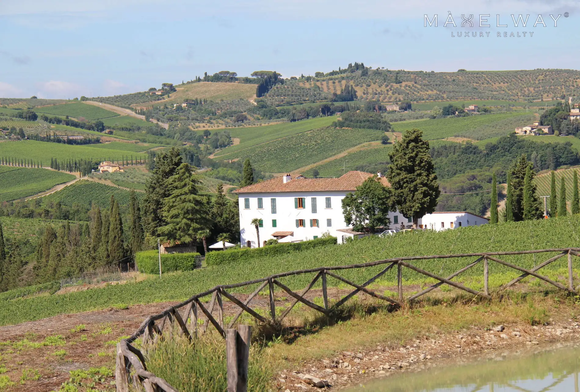 WINE FARM IN TUSCANY