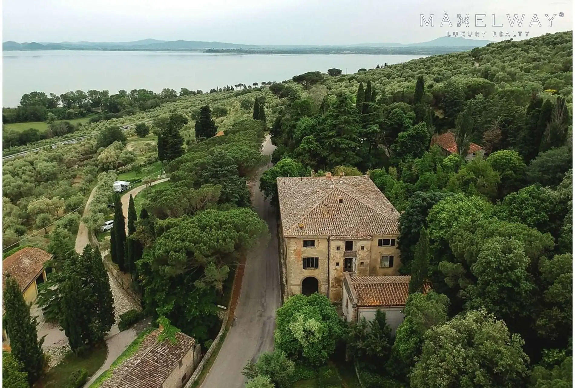 STATELY HOME IN UMBRIA