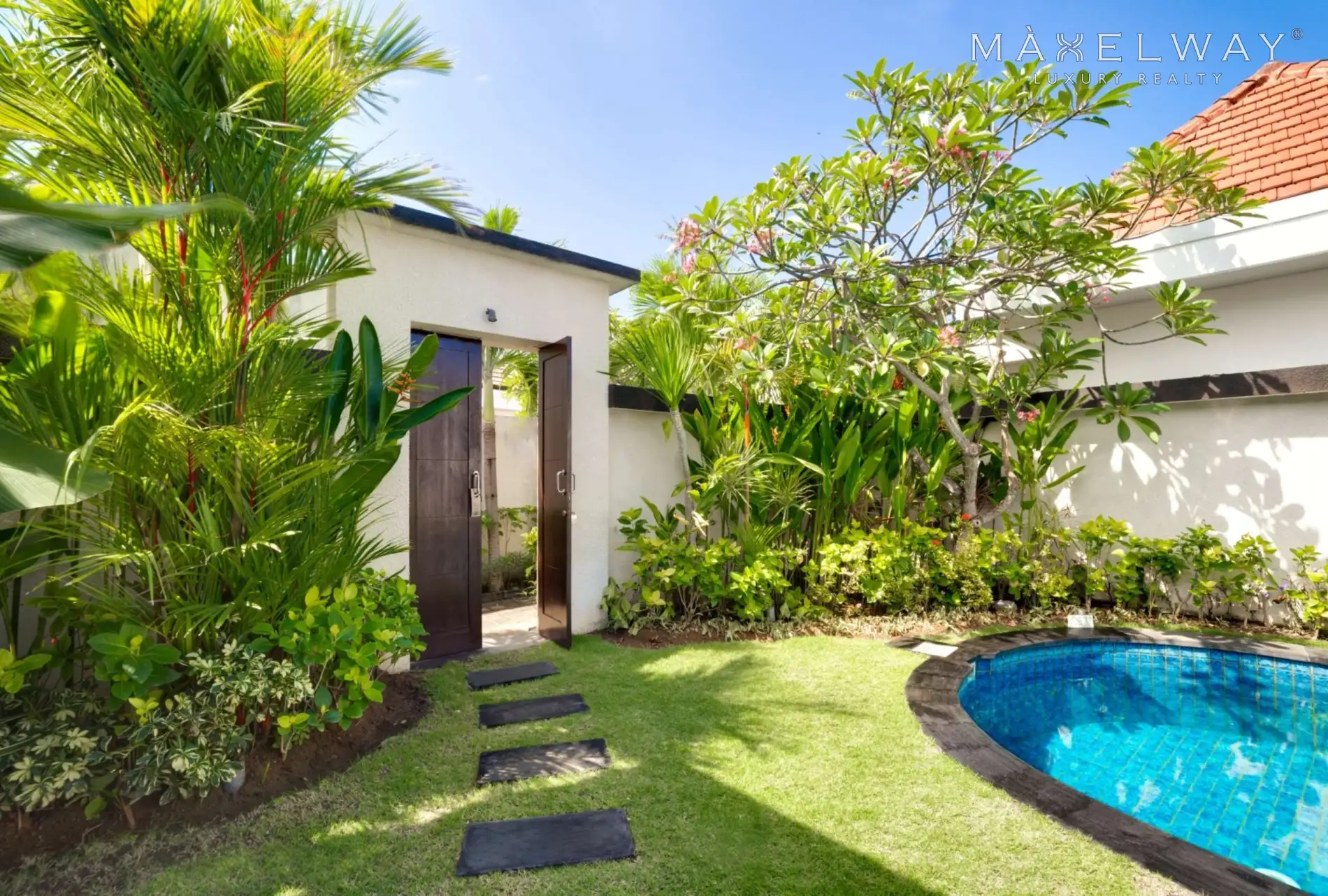 LUXURY VILLAS IN BALI
