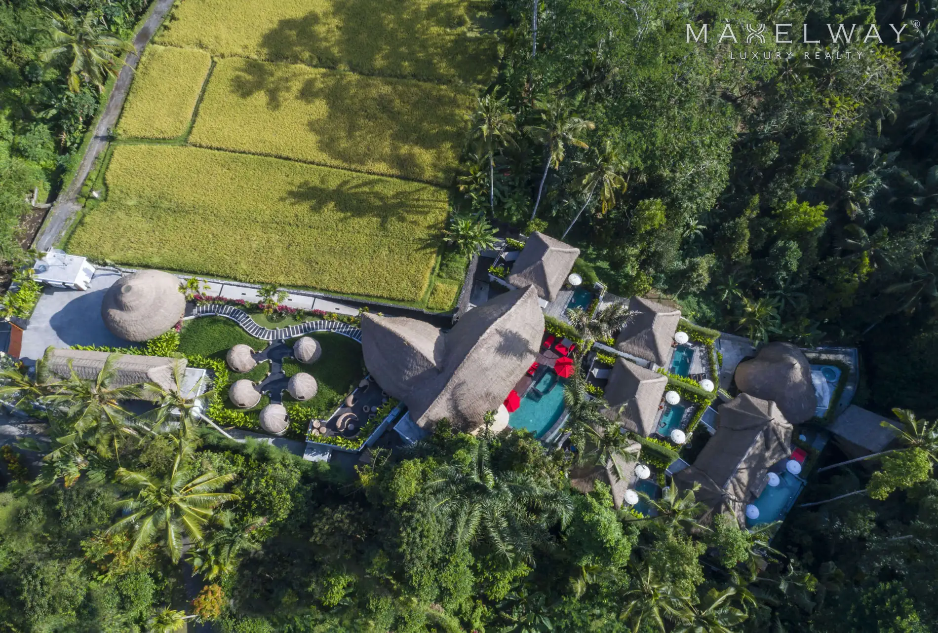 VILLAS & SUITES
