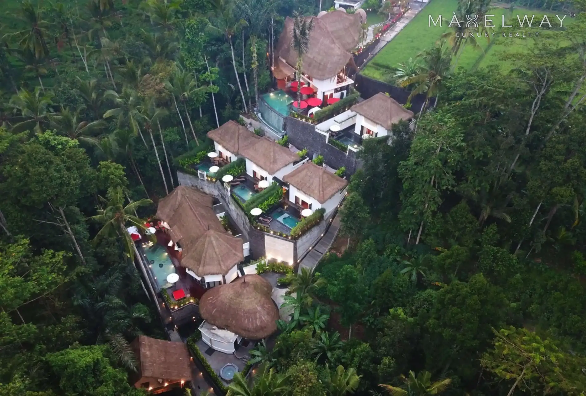 VILLAS & SUITES