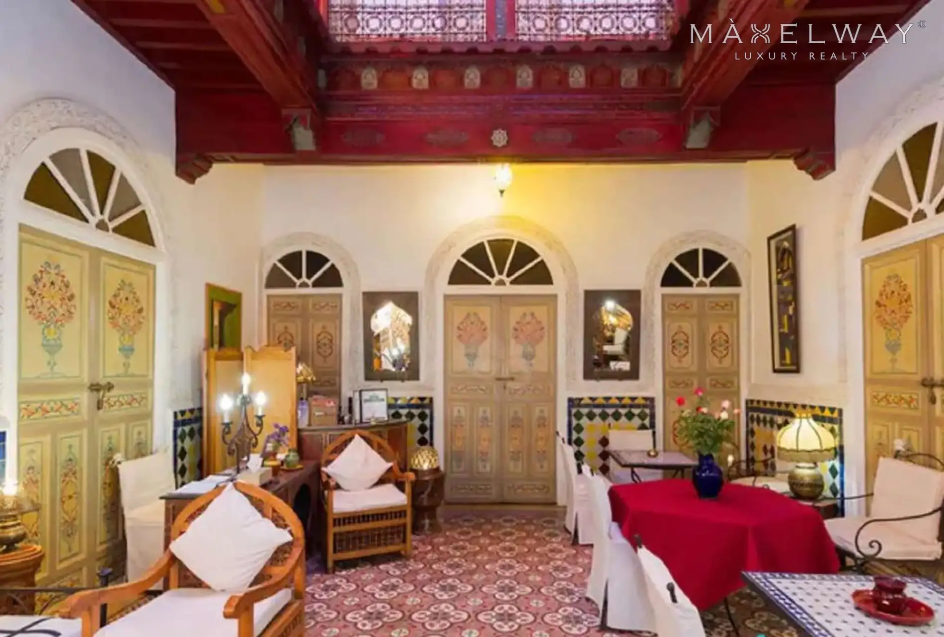 LUXE RIAD