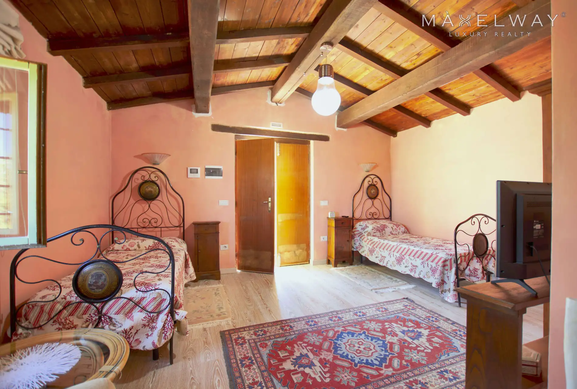 VILLA NEAR ASSISI