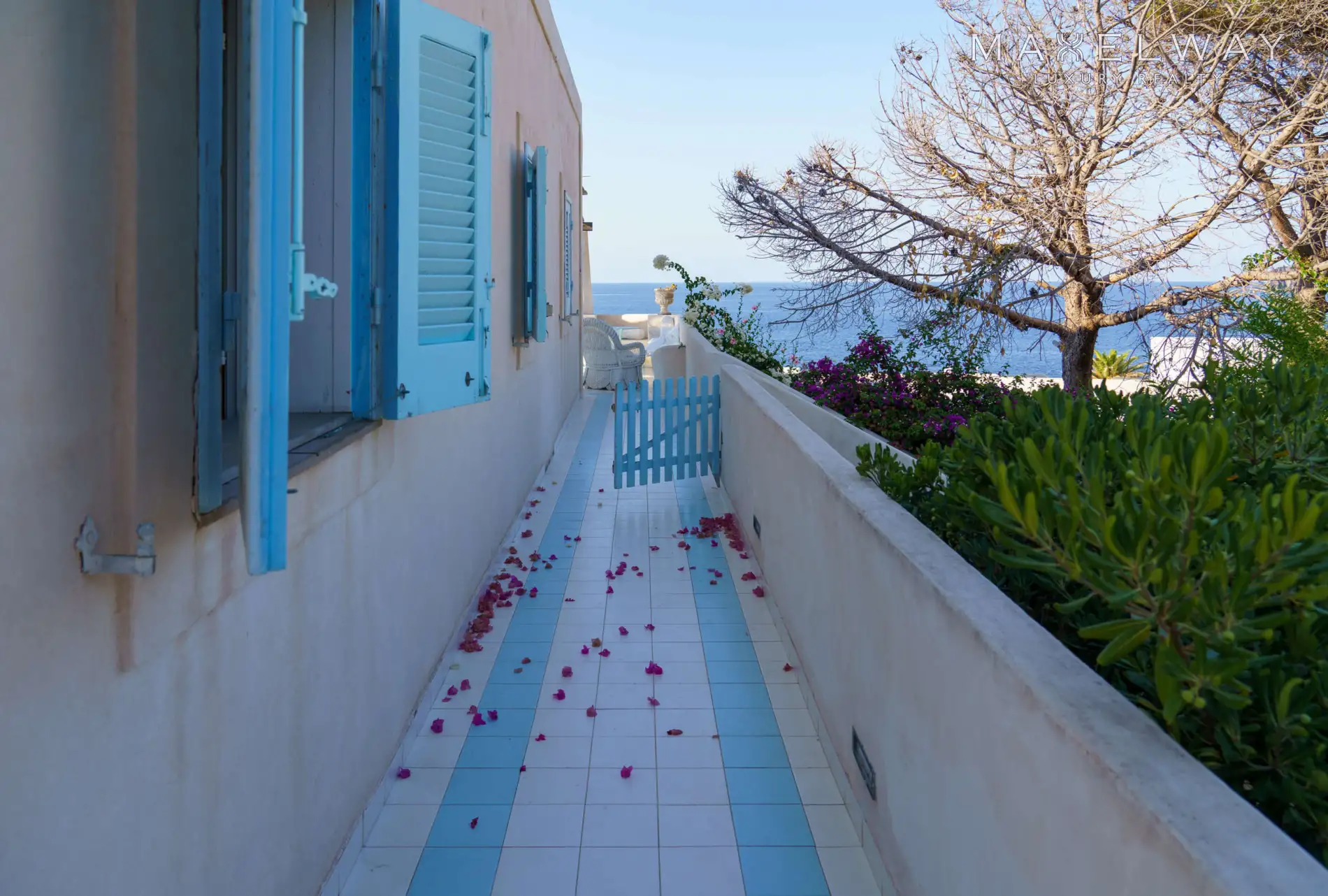 VILLA IN STROMBOLI