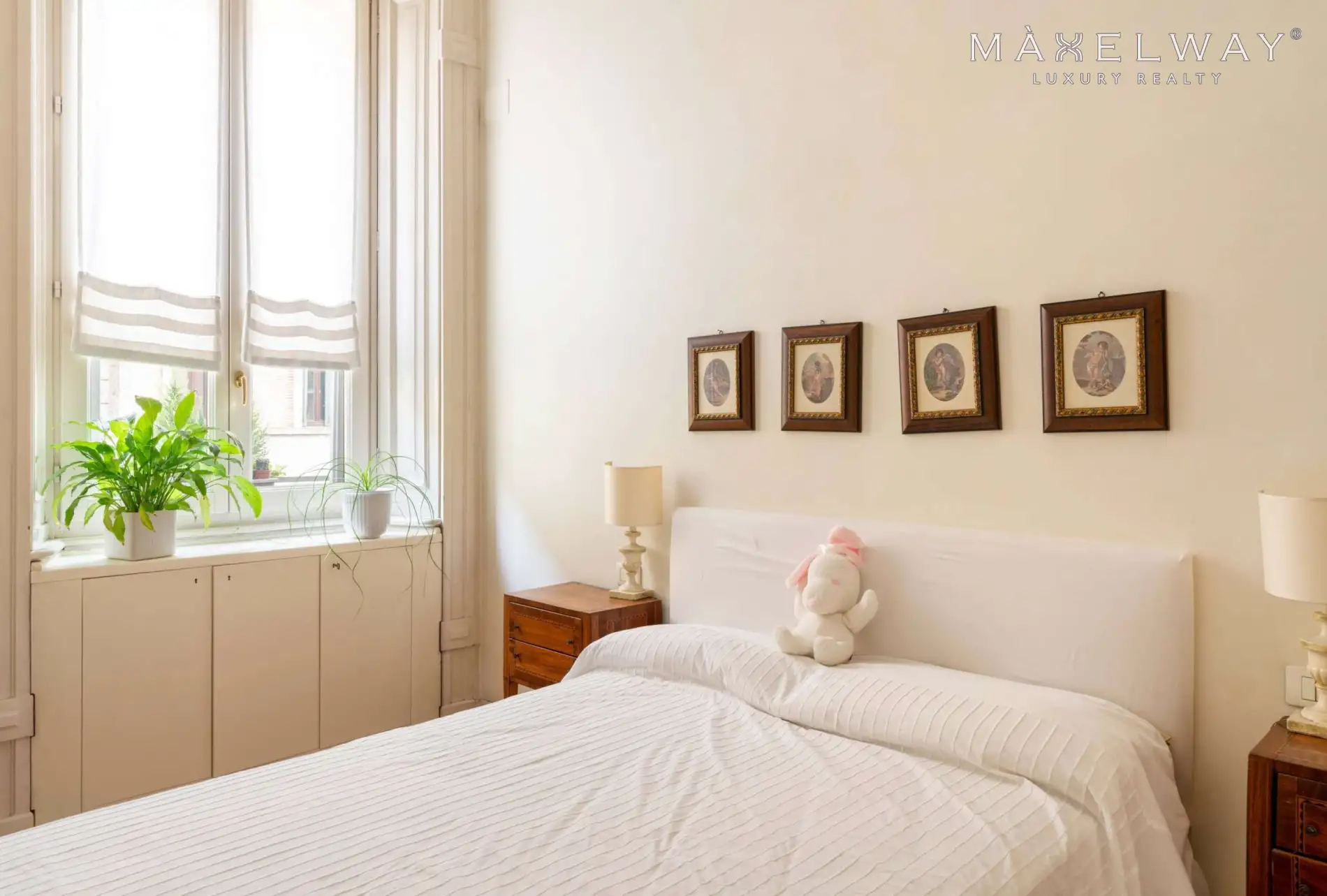 ELEGANT APARTMENT