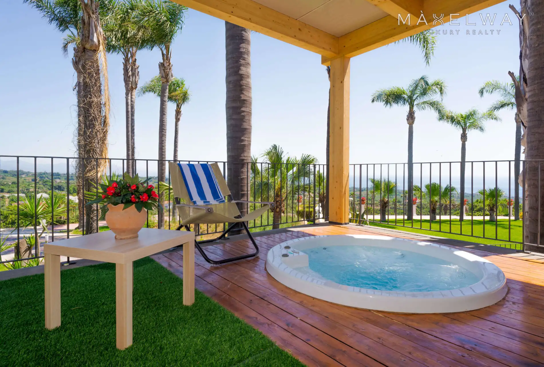 LUXURY VILLA