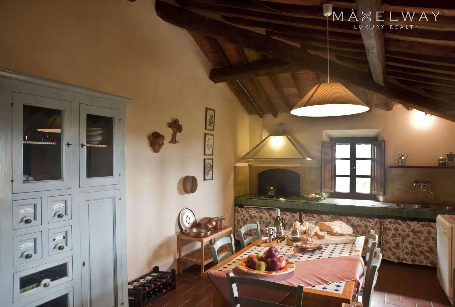 FABULOUS FARMHOUSE