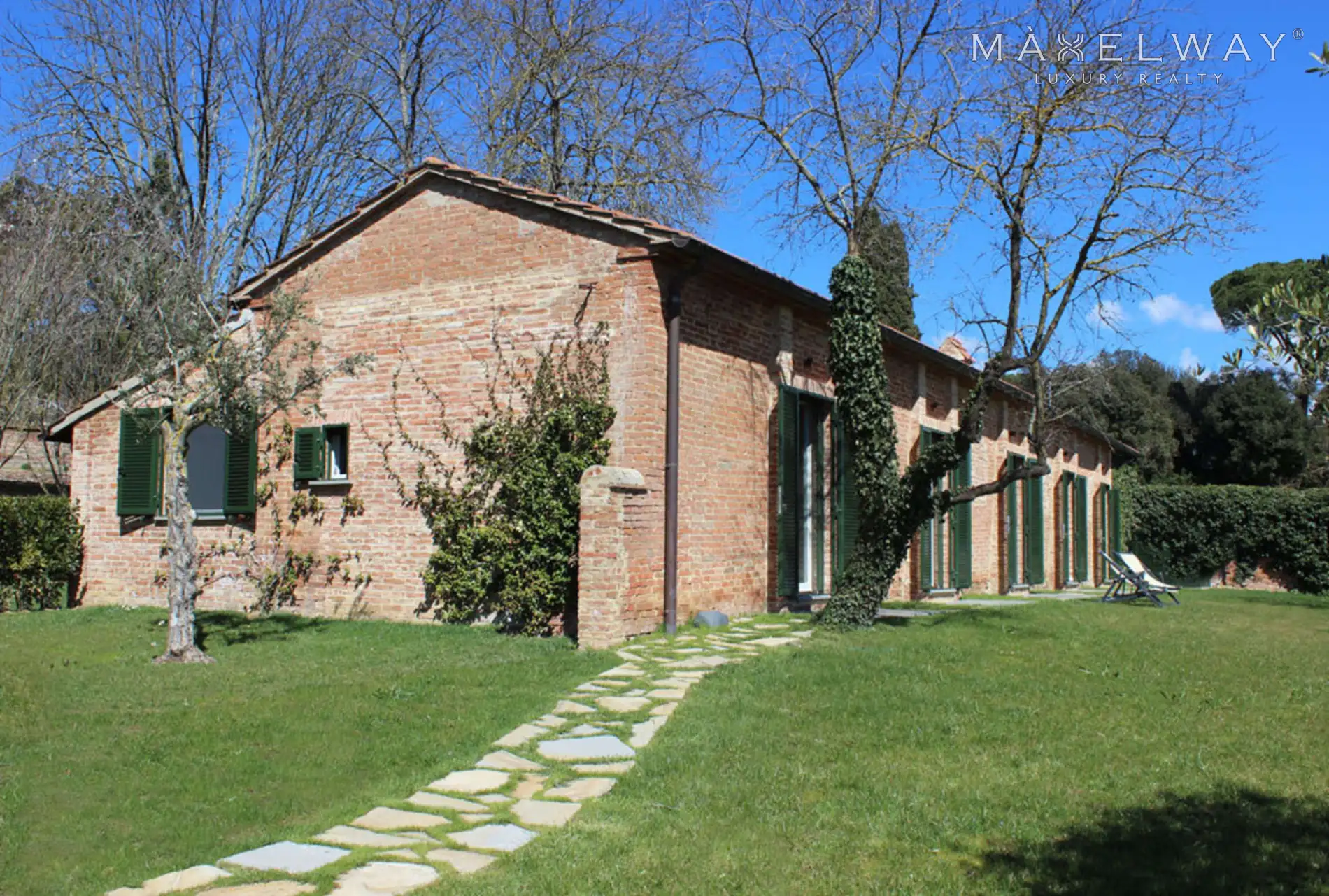 LUXURY LOFT IN CORTONA