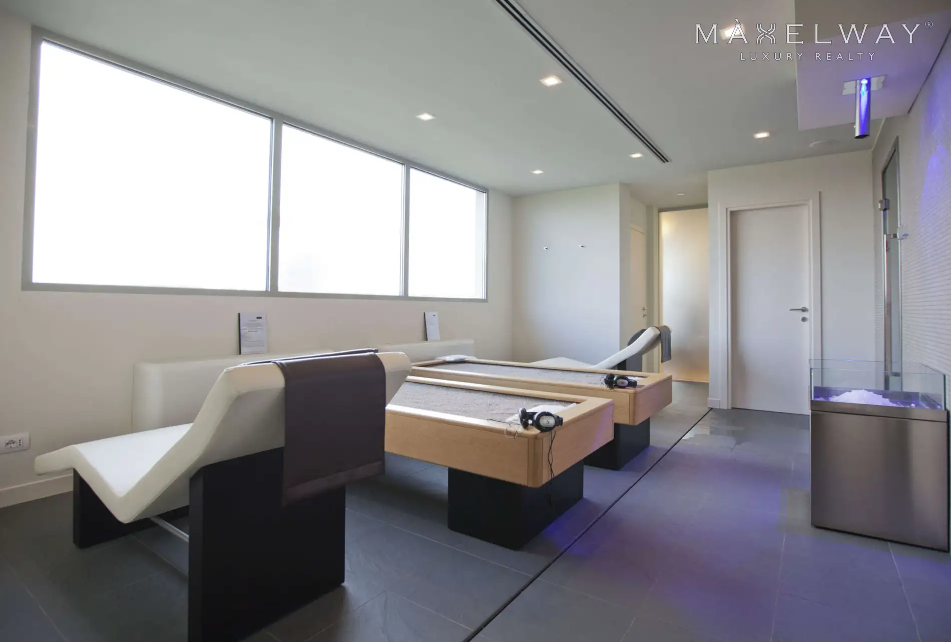 SUPERB APARTMENT 