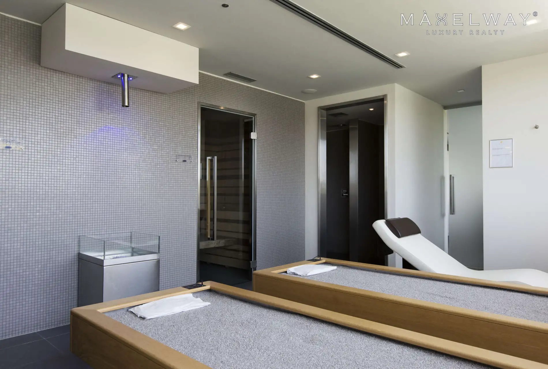 SUPERB APARTMENT 