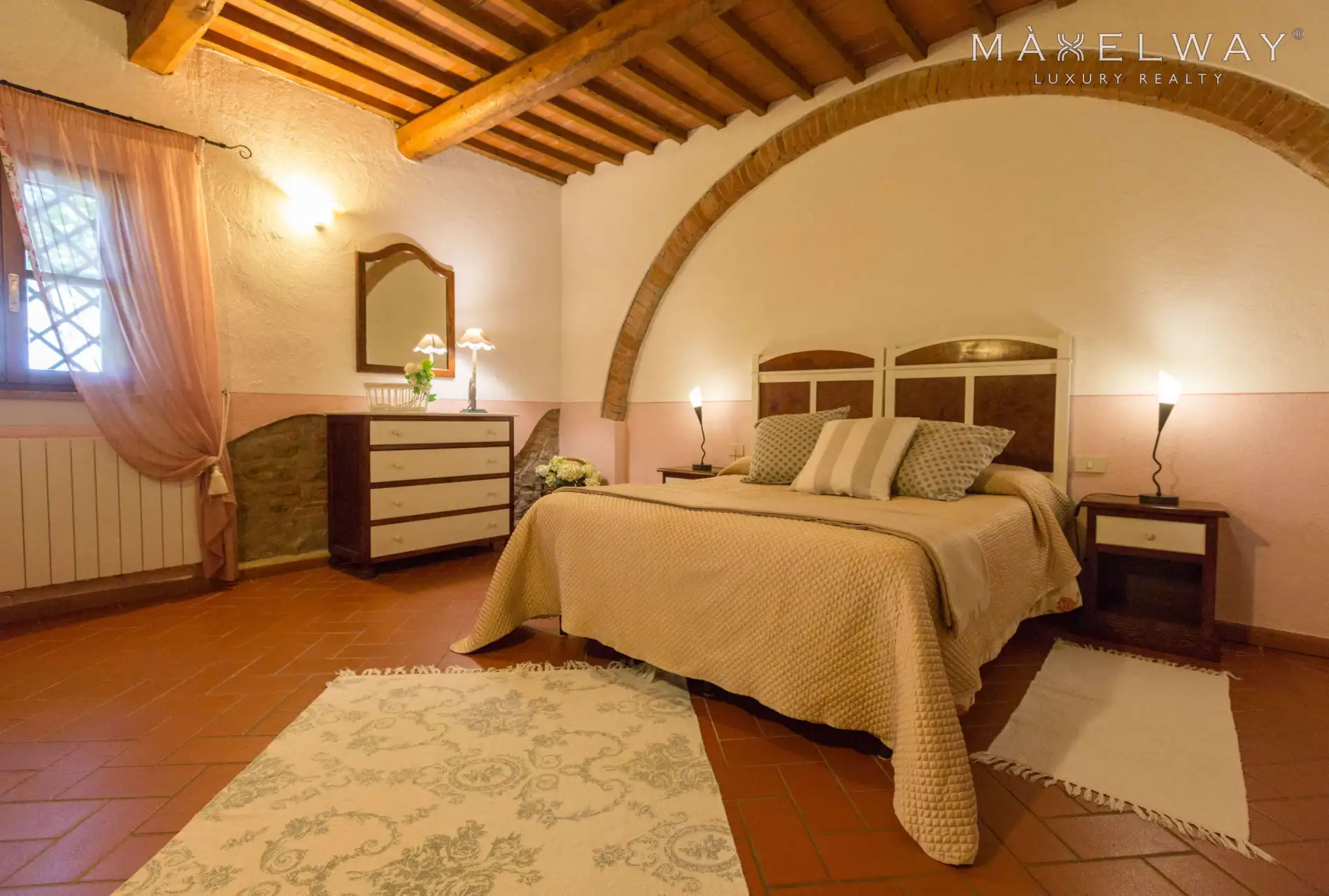 SUPERB VILLA