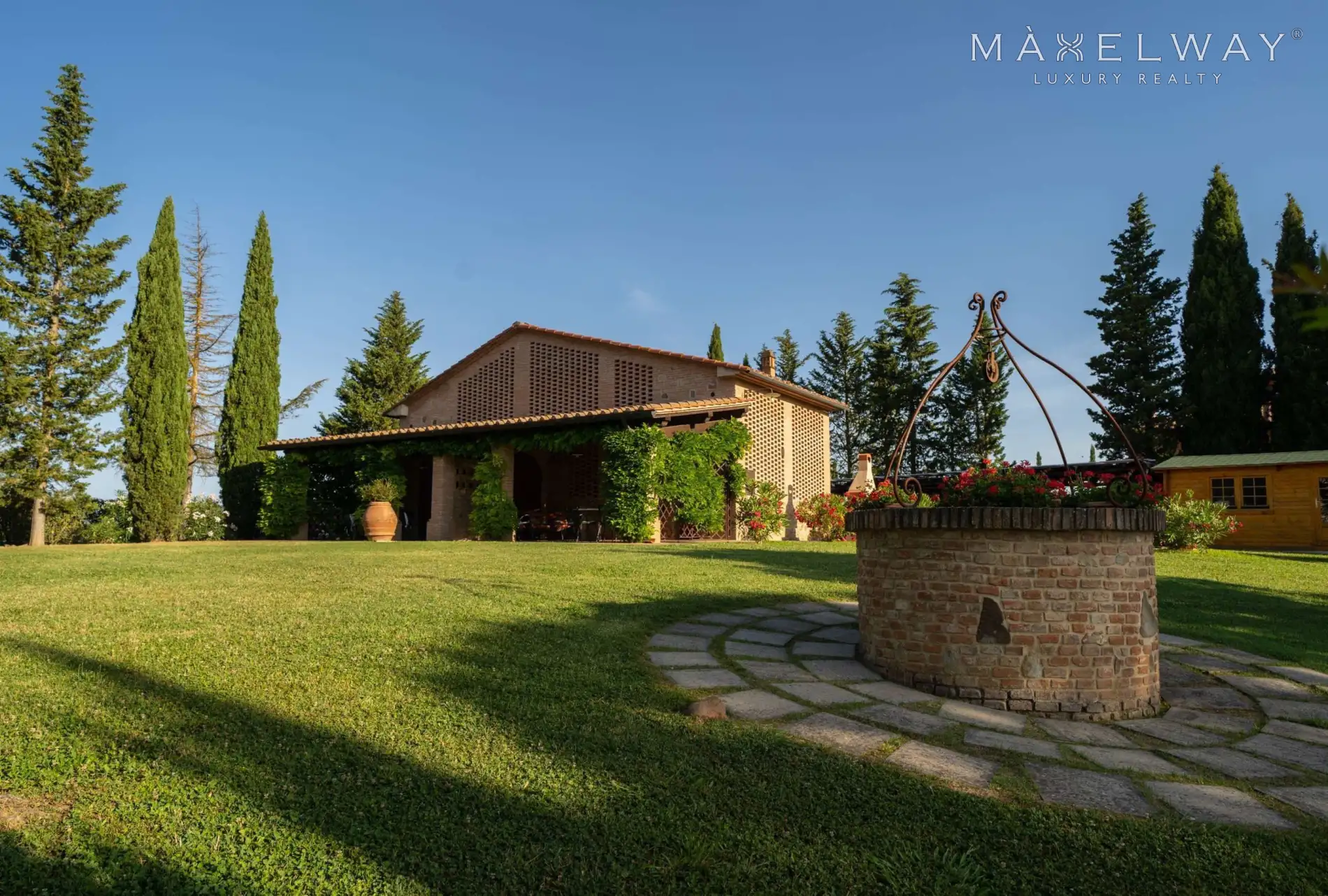 SUPERB VILLA