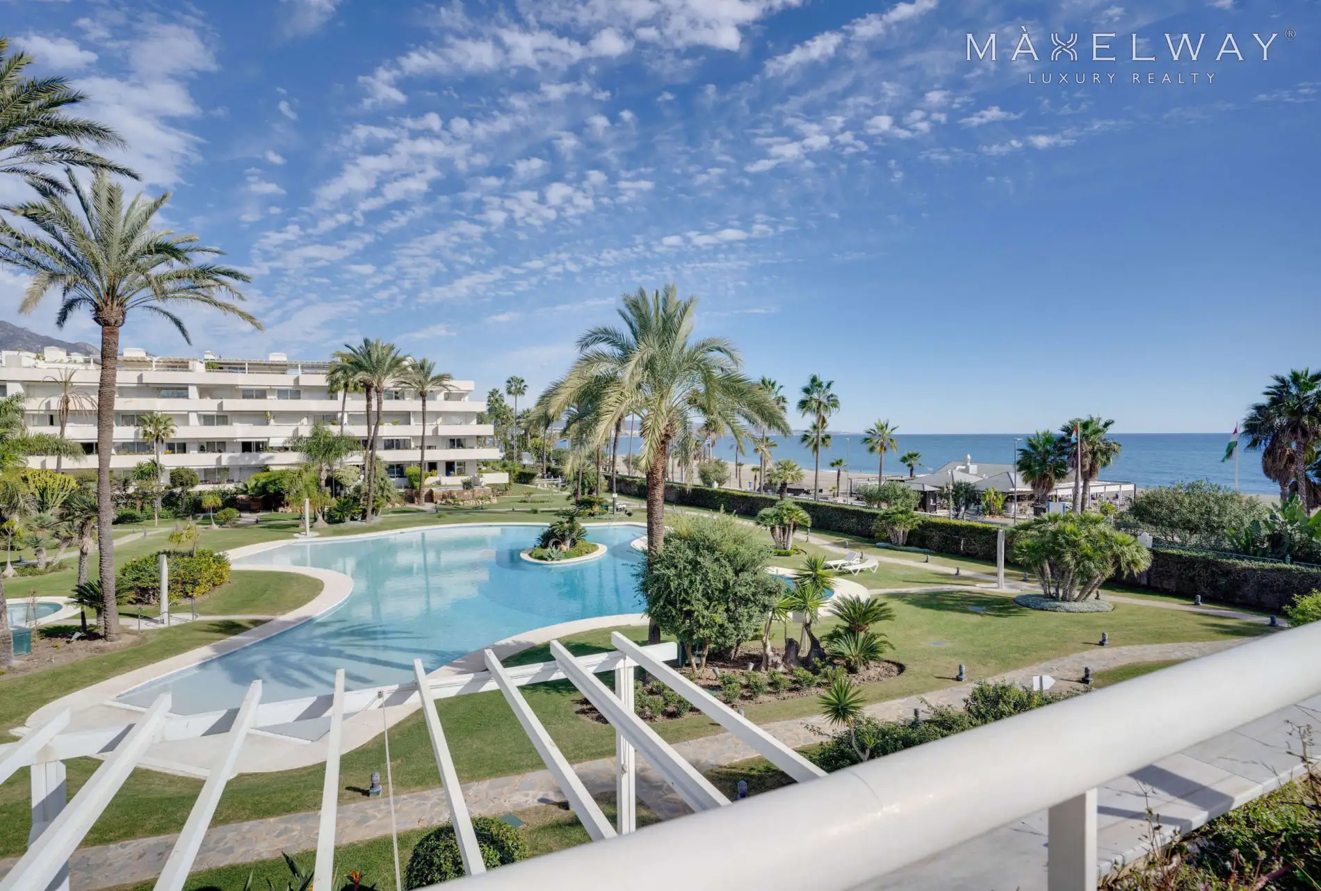 LUXE APARTMENT IN MARBELLA 