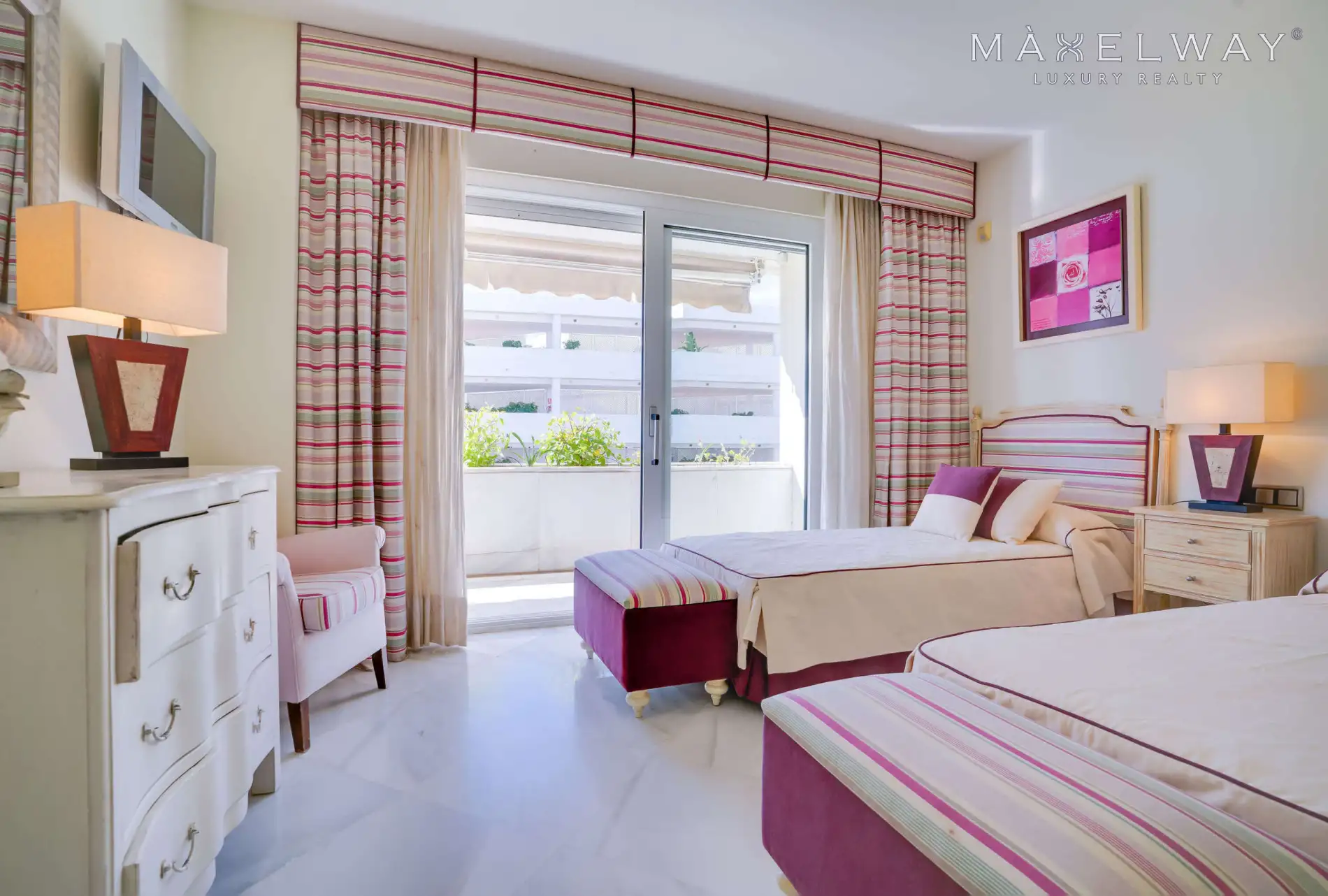 LUXE APARTMENT IN MARBELLA 