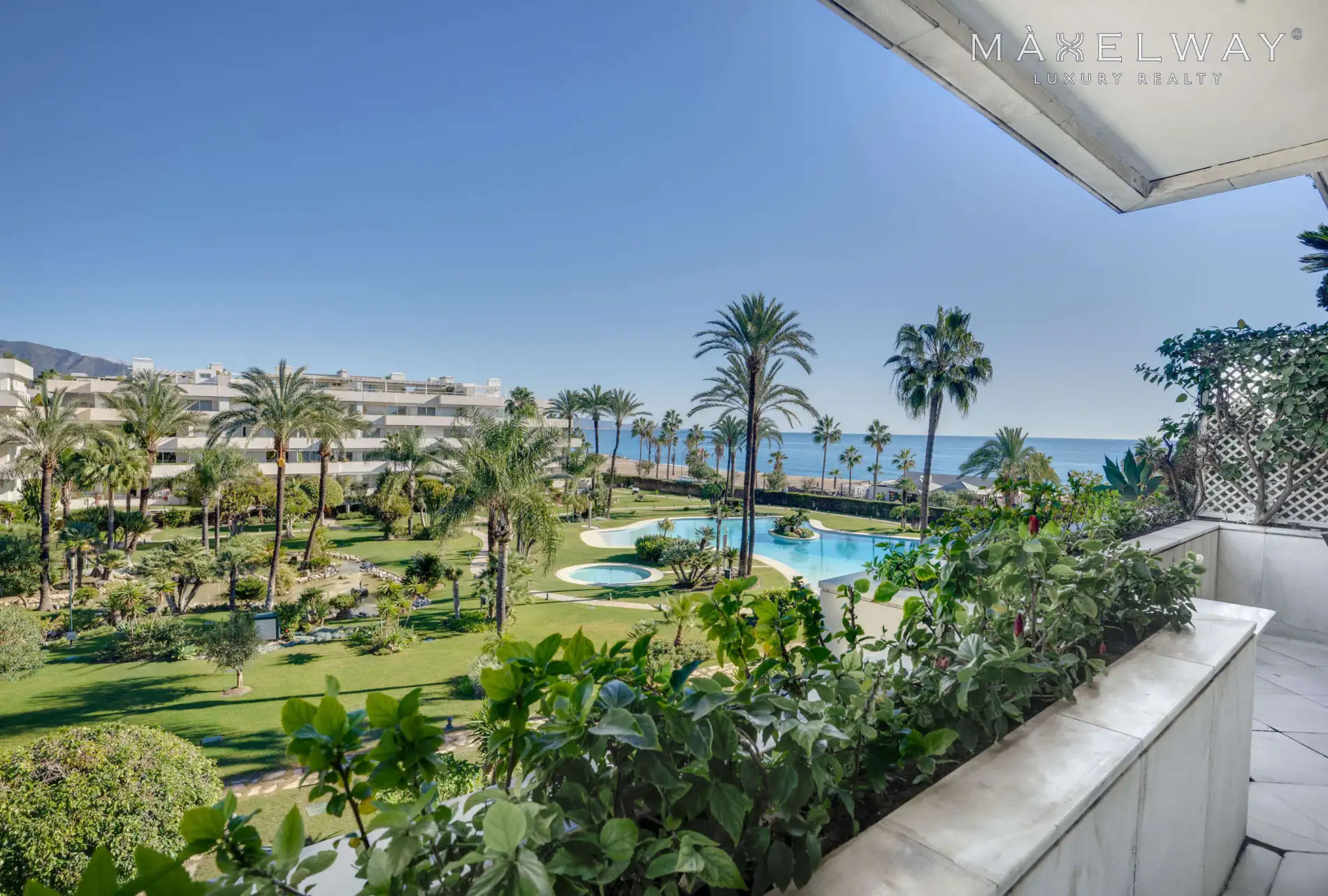 LUXE APARTMENT IN MARBELLA 