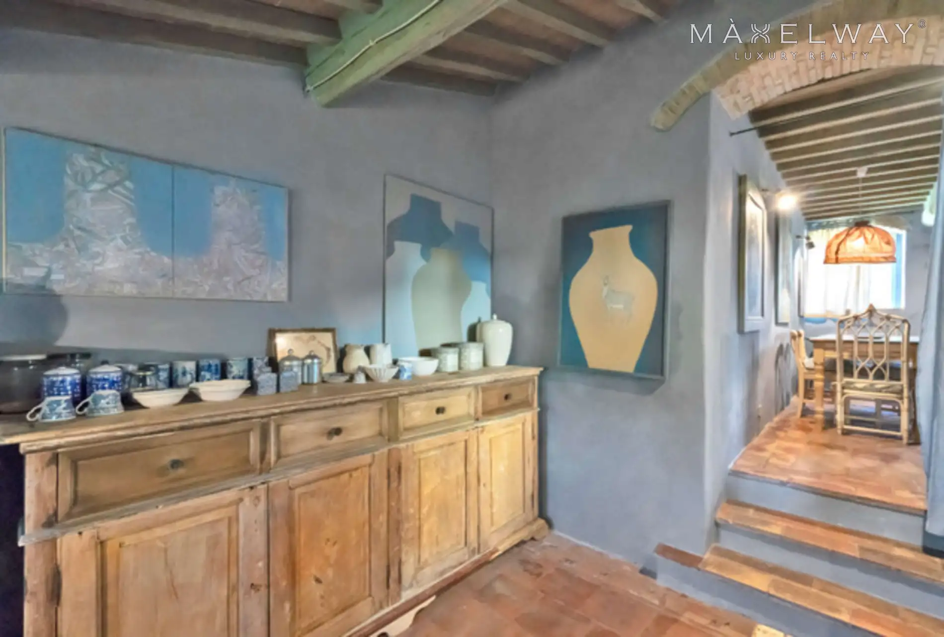 TUSCAN STONE VILLA