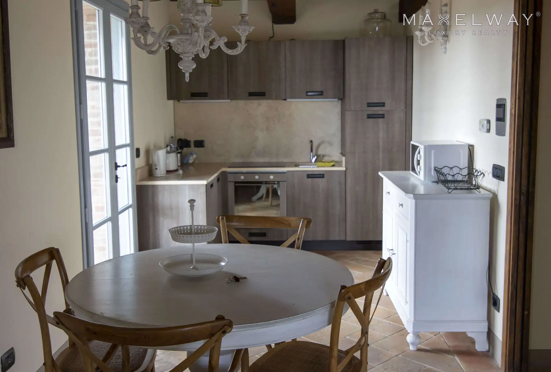 TYPICAL TUSCAN VILLA