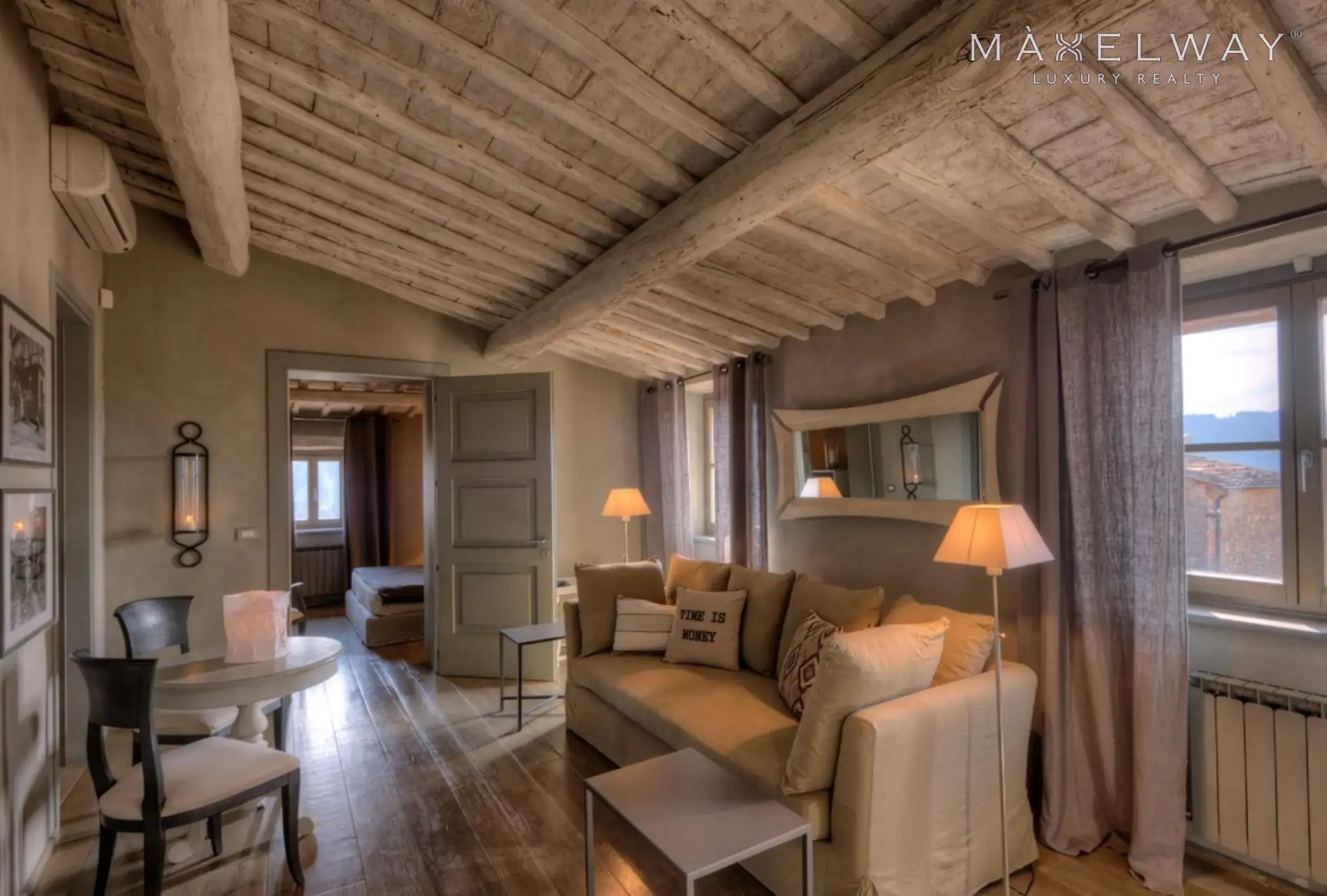 MAGNIFICENT VILLA