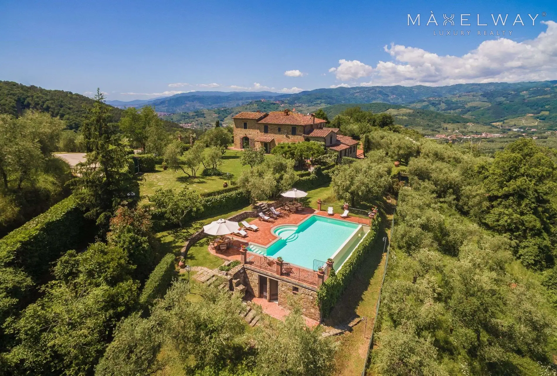 STUNNING TENUTA