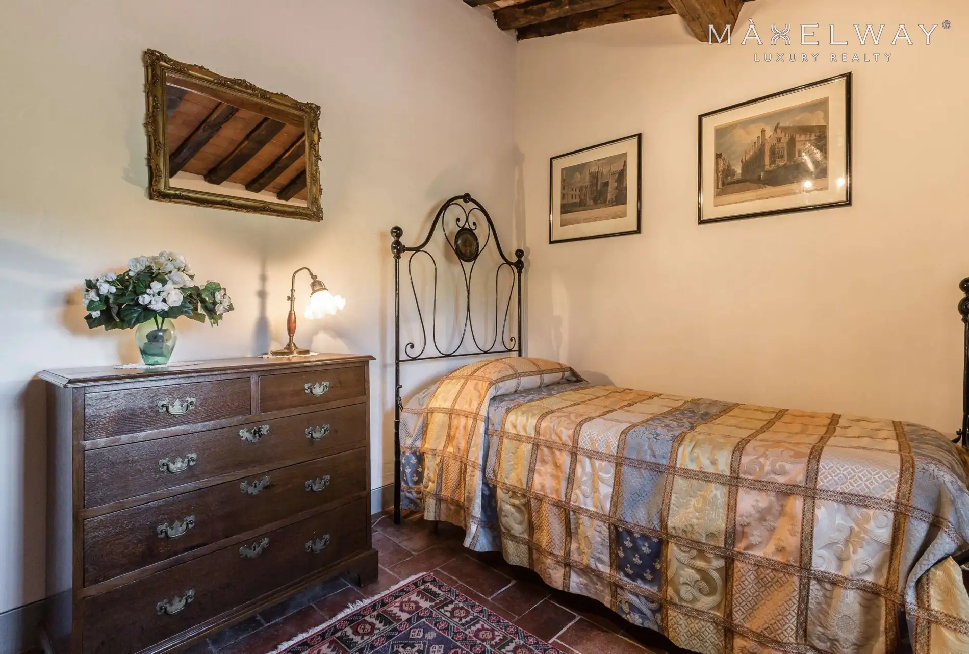STUNNING TENUTA