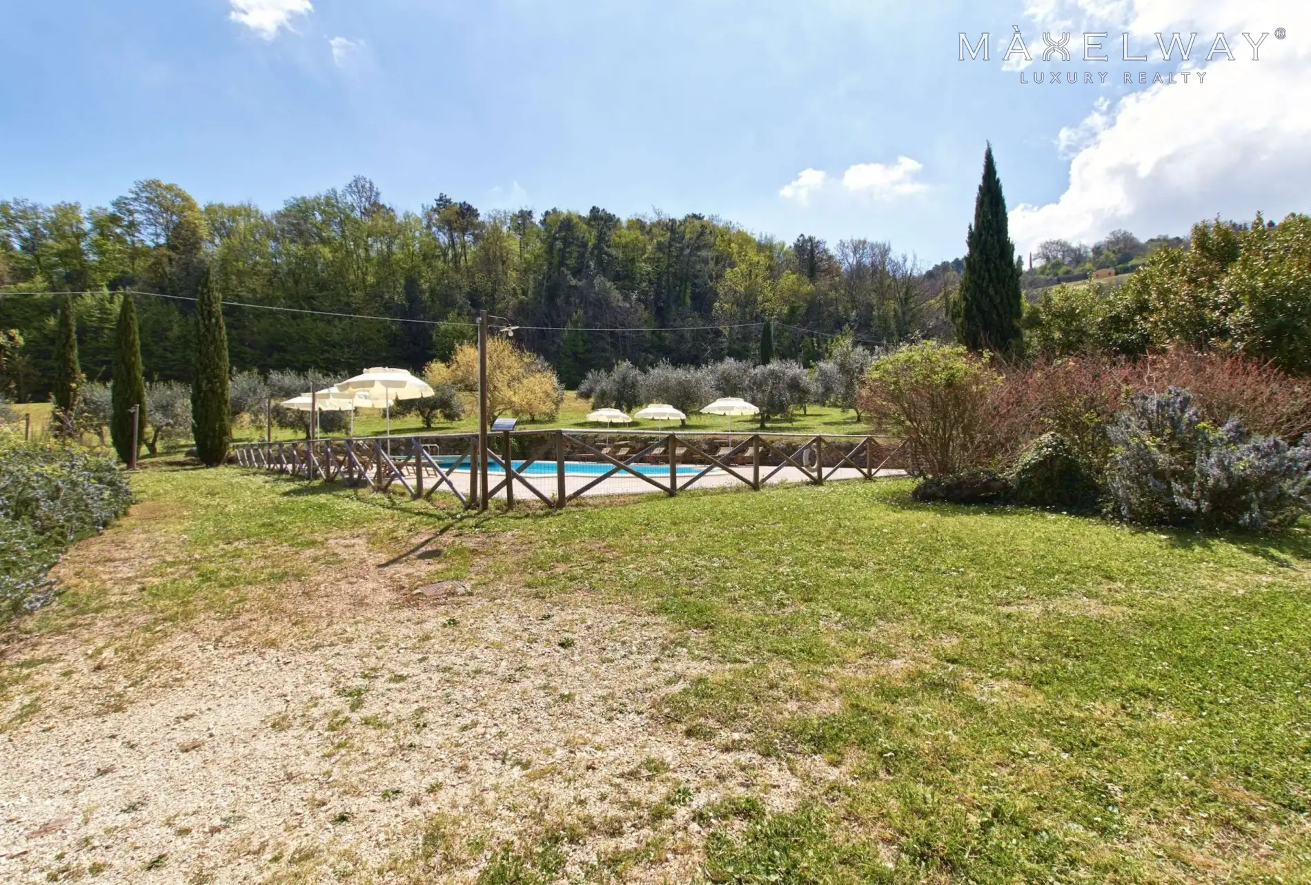 PRESTIGIOUS TUSCAN VILLA
