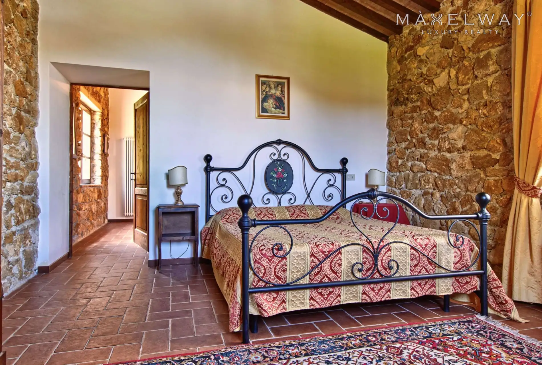 PRESTIGIOUS TUSCAN VILLA