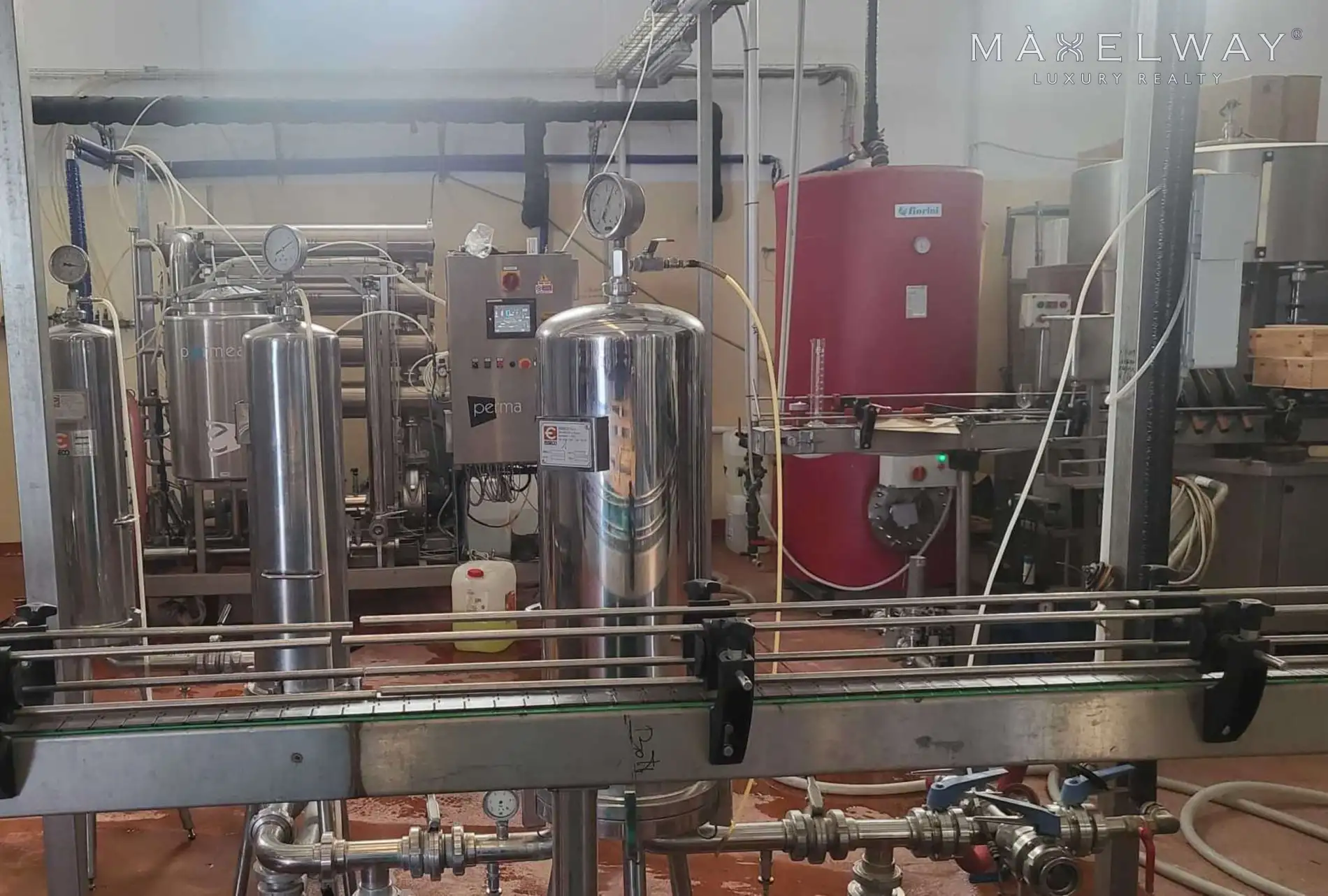 APULIAN ORGANIC WINERY