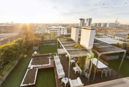 STAR PENTHOUSE