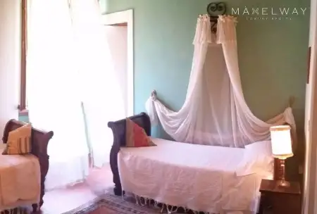SPLENDID HISTORIC RESIDENCE