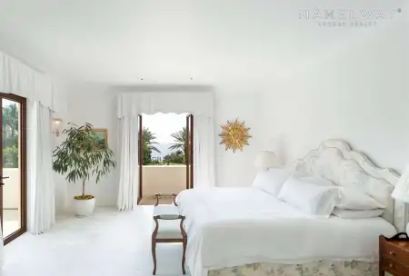 UNIQUE VILLA