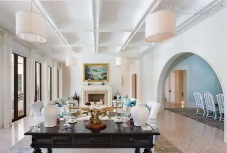 UNIQUE VILLA