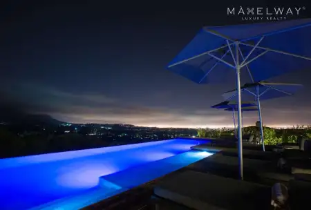 CAPE TOWN MANSION