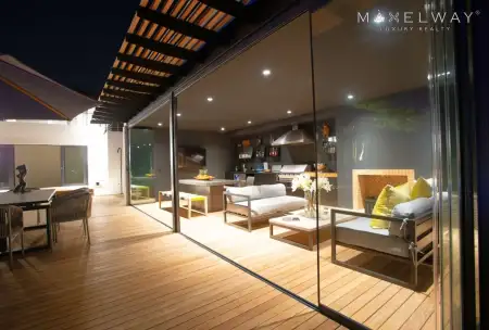 CAPE TOWN MANSION