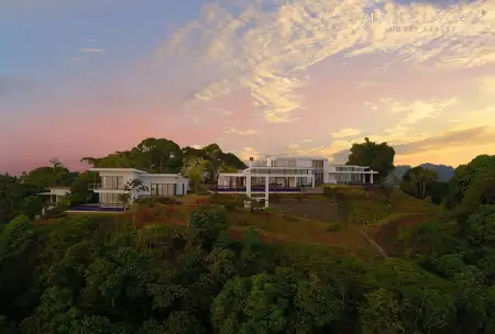 LUXE MANSION IN COSTA RICA
