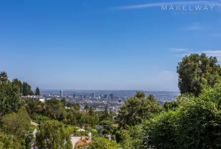 L.A. FAB VILLA