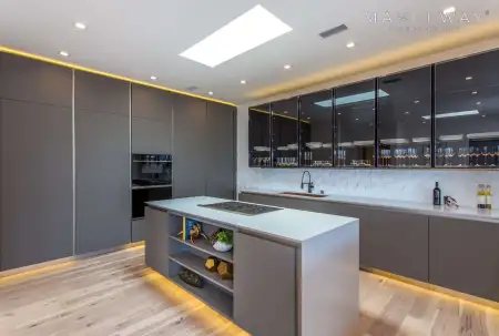 L.A. FAB VILLA