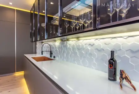 L.A. FAB VILLA