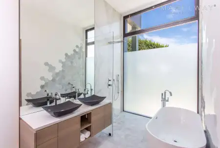 L.A. FAB VILLA