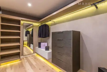 L.A. FAB VILLA