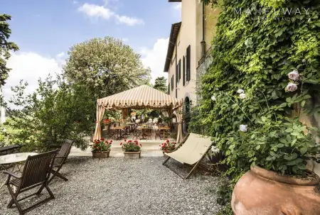 TUSCAN ESTATE