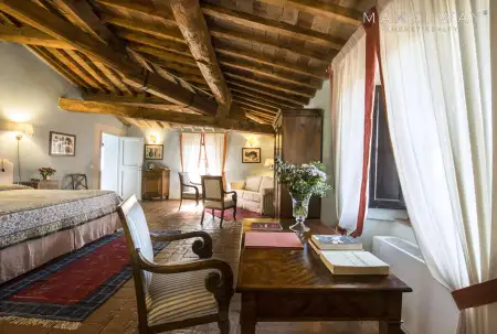 TUSCAN ESTATE