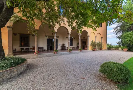 TUSCAN ESTATE