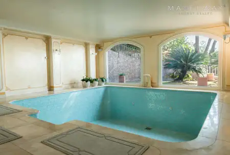 WATERFRONT VILLA