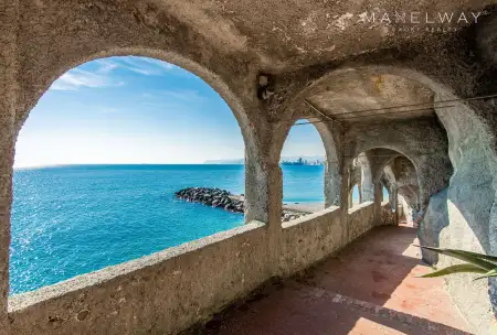WATERFRONT VILLA
